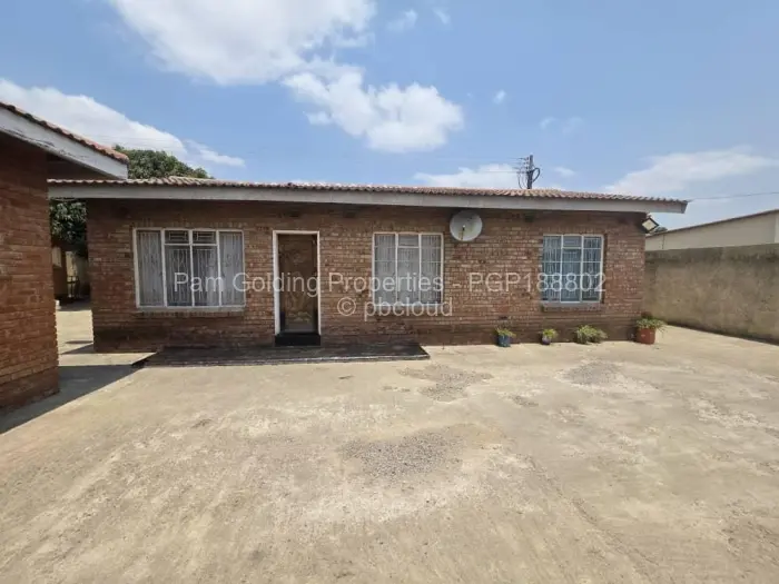 3 Bedroom House for Sale in Selbourne Park, Bulawayo