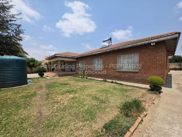 3 Bedroom House for Sale in Selbourne Park, Bulawayo