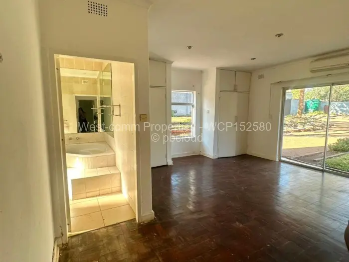 Commercial Property to Rent in Highlands