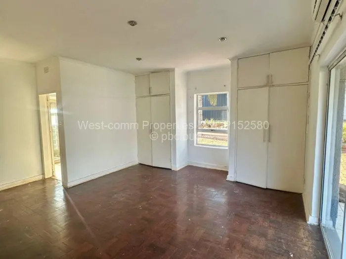 Commercial Property to Rent in Highlands