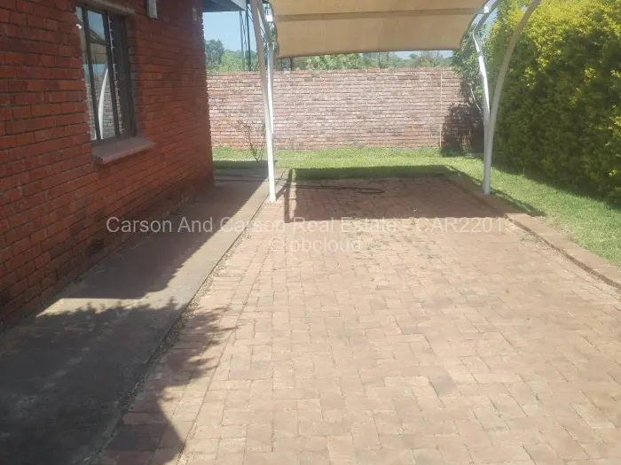 Townhouse/Complex/Cluster to Rent in Borrowdale