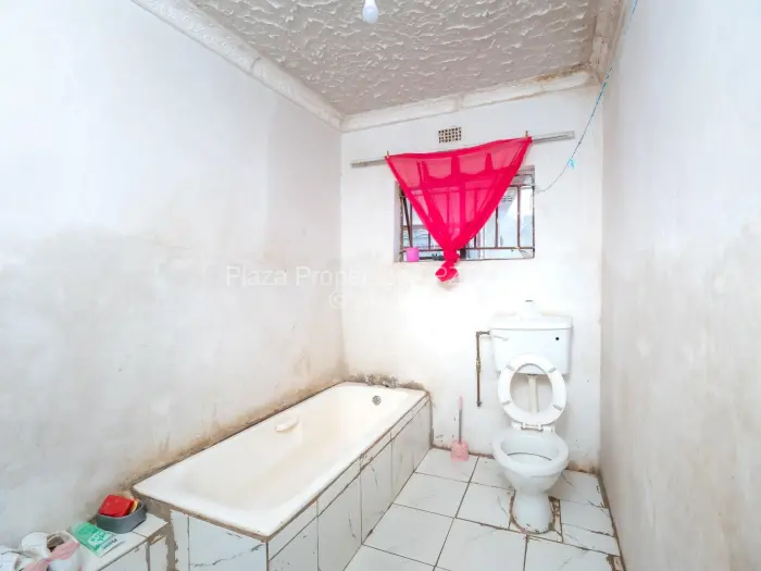 5 Bedroom House for Sale in Norton, Norton