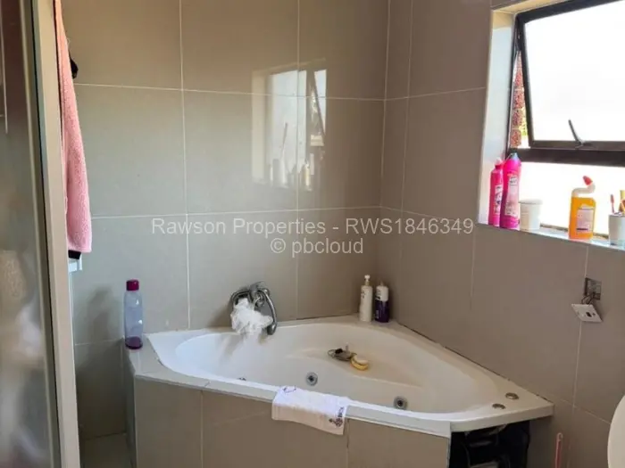 5 Bedroom House for Sale in Mount Pleasant Heights, Harare