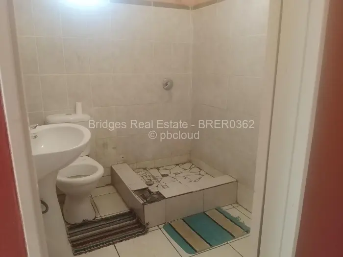 4 Bedroom House for Sale in Waterfalls, Harare