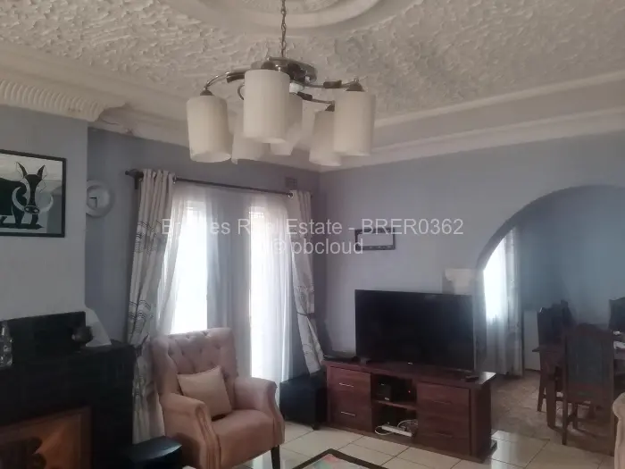 4 Bedroom House for Sale in Waterfalls, Harare