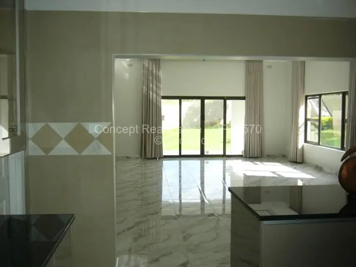 5 Bedroom House to Rent in Borrowdale Brooke