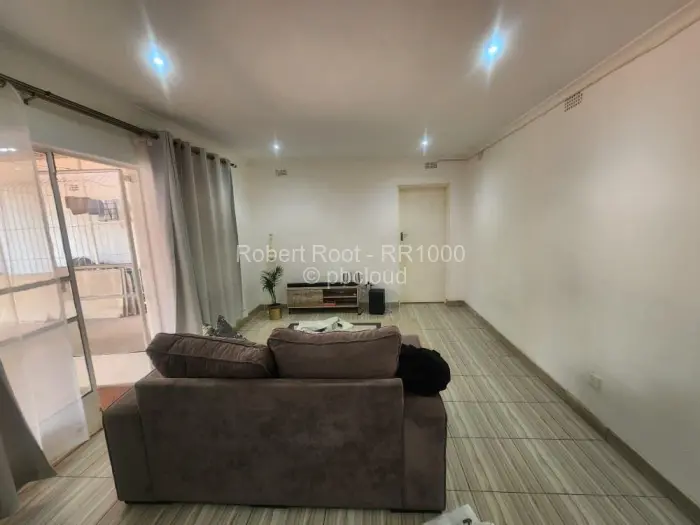 Commercial Property to Rent in Greendale North