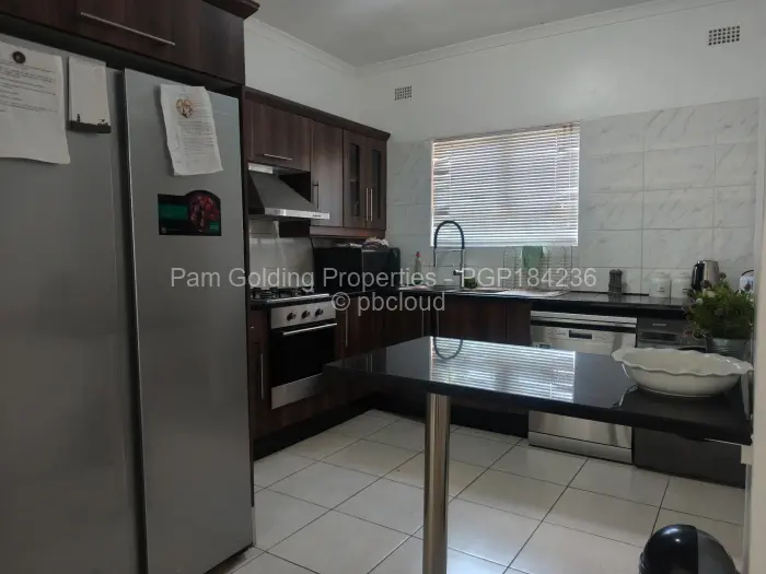Townhouse/Complex/Cluster to Rent in Marlborough