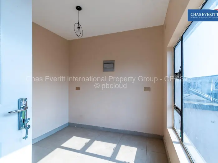 Townhouse/Complex/Cluster to Rent in Fairview