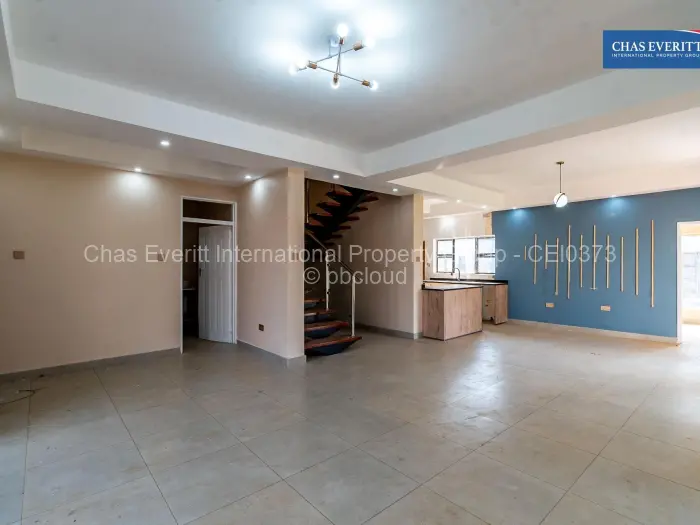 Townhouse/Complex/Cluster to Rent in Fairview