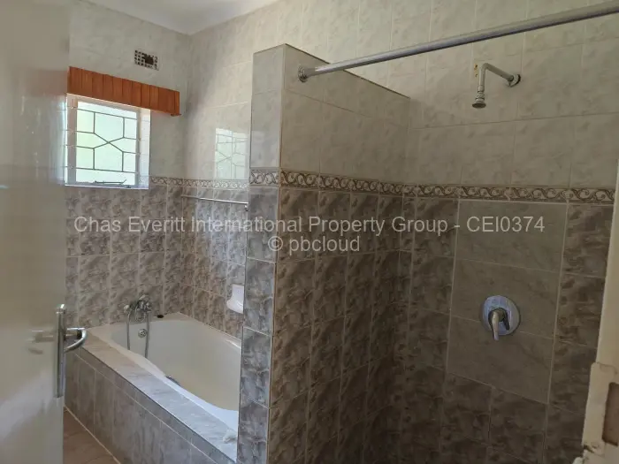 4 Bedroom House to Rent in Prospect