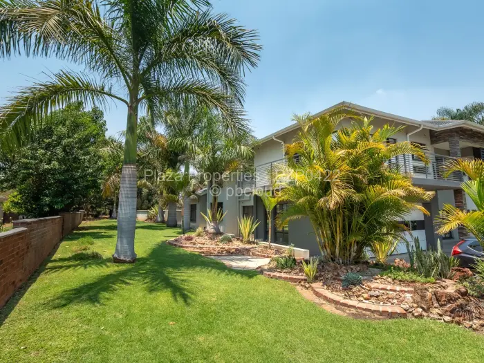 5 Bedroom House for Sale in Borrowdale Brooke, Harare