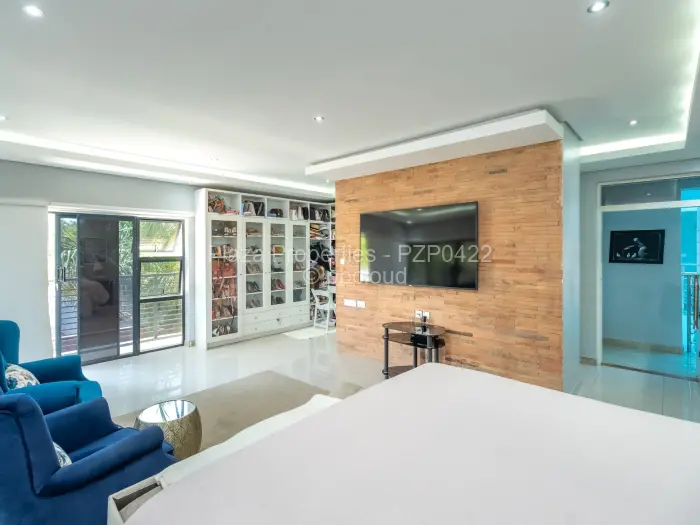 5 Bedroom House for Sale in Borrowdale Brooke, Harare
