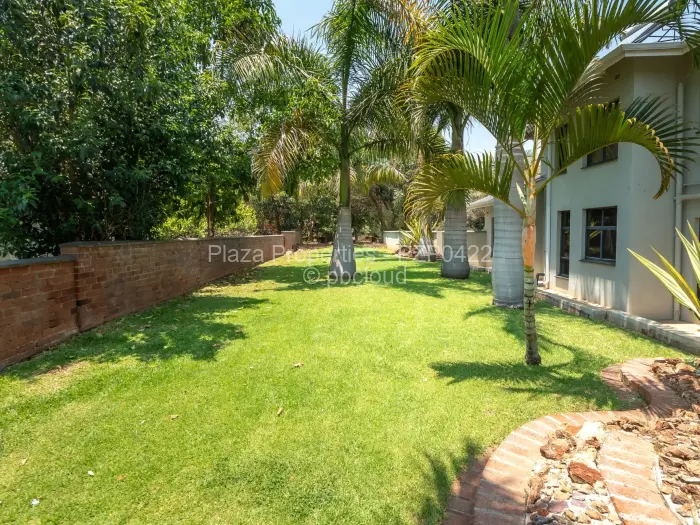 5 Bedroom House for Sale in Borrowdale Brooke, Harare