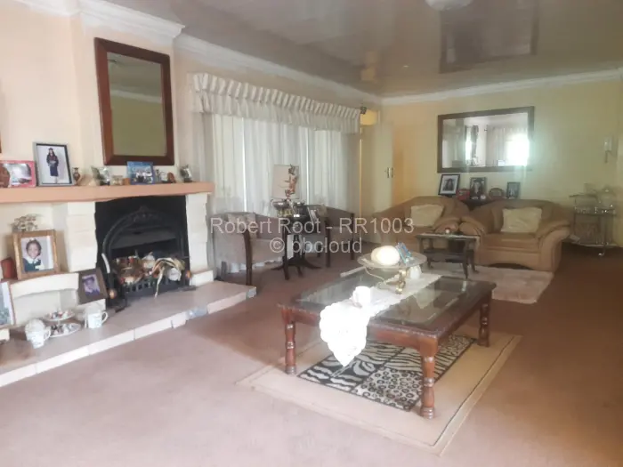 5 Bedroom House to Rent in Bluff Hill, Harare