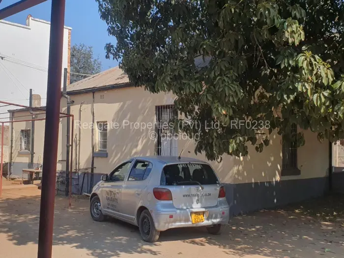 Warehouse/Industrial for Sale in Bulawayo City Centre, Bulawayo