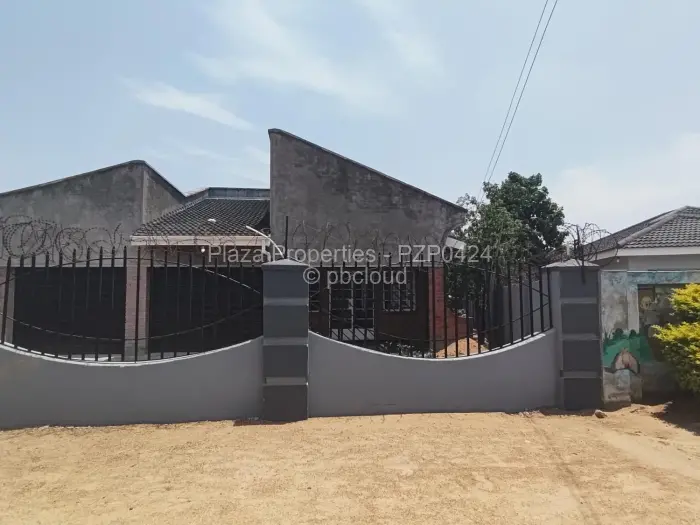 3 Bedroom House to Rent in Waterfalls