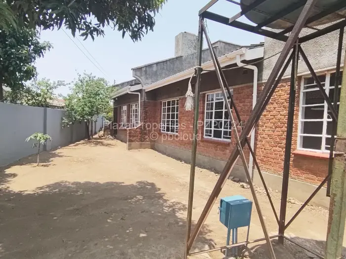 3 Bedroom House to Rent in Waterfalls