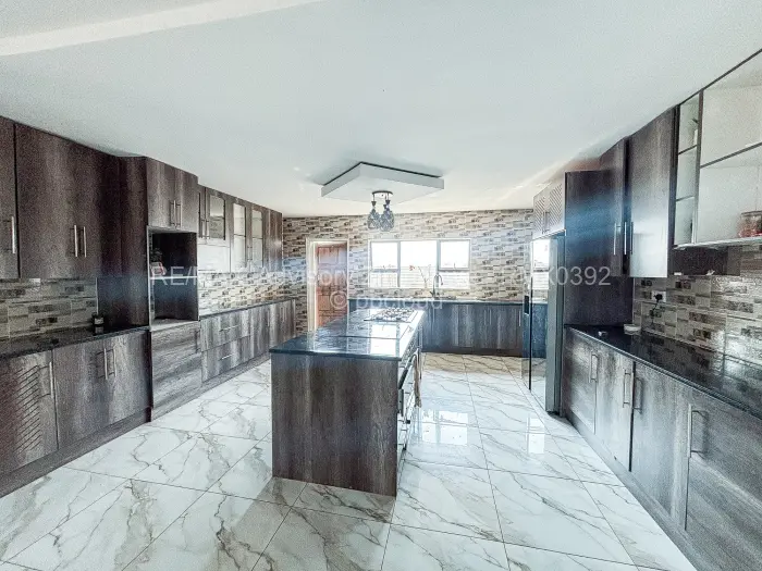 5 Bedroom House for Sale in Mount Pleasant Heights, Harare