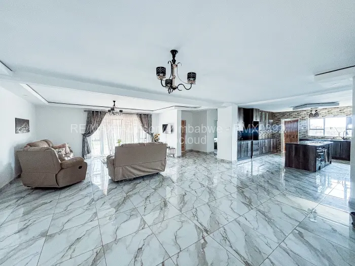 5 Bedroom House for Sale in Mount Pleasant Heights, Harare