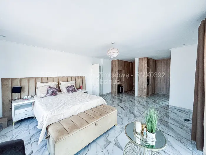 5 Bedroom House for Sale in Mount Pleasant Heights, Harare