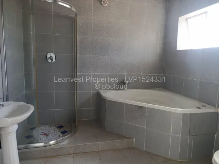 5 Bedroom House for Sale in Westgate, Harare