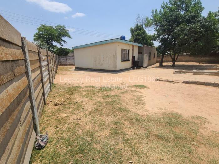 Farm/Plot for Sale in Waterfalls, Harare