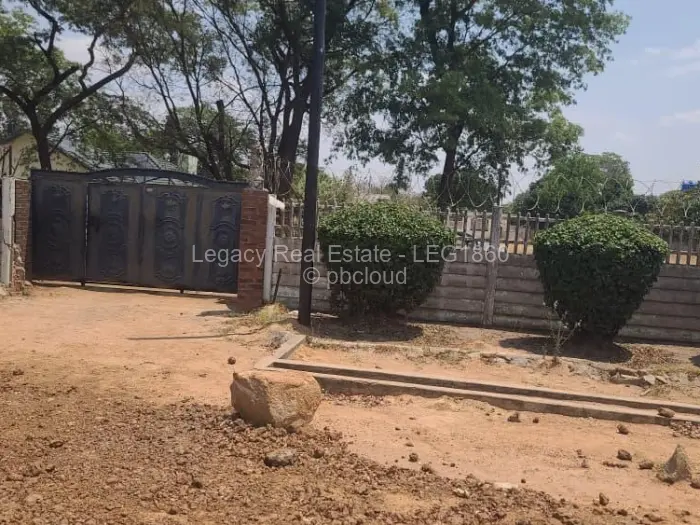 Land for Sale in Waterfalls, Harare