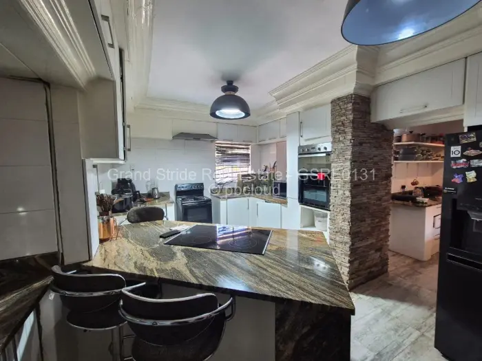 7 Bedroom House for Sale in Belgravia, Harare