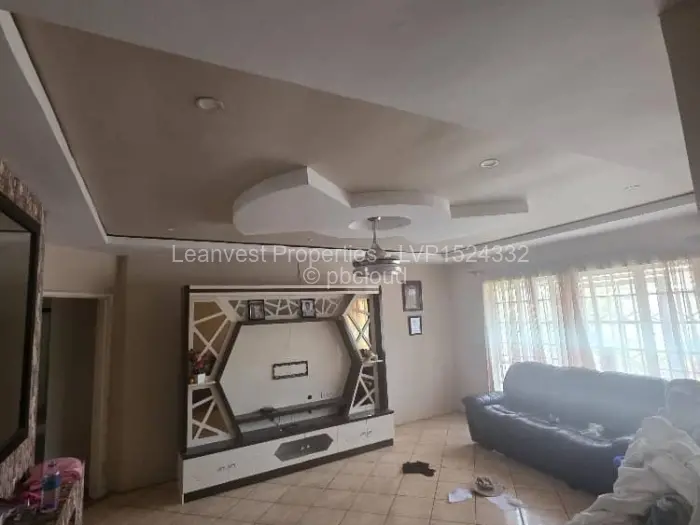 4 Bedroom House for Sale in Zimre Park, Harare