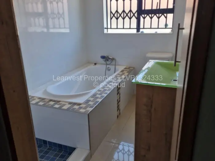 4 Bedroom House for Sale in Mabvazuva Estates, Ruwa