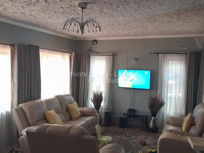 3 Bedroom House to Rent in Westgate, Harare
