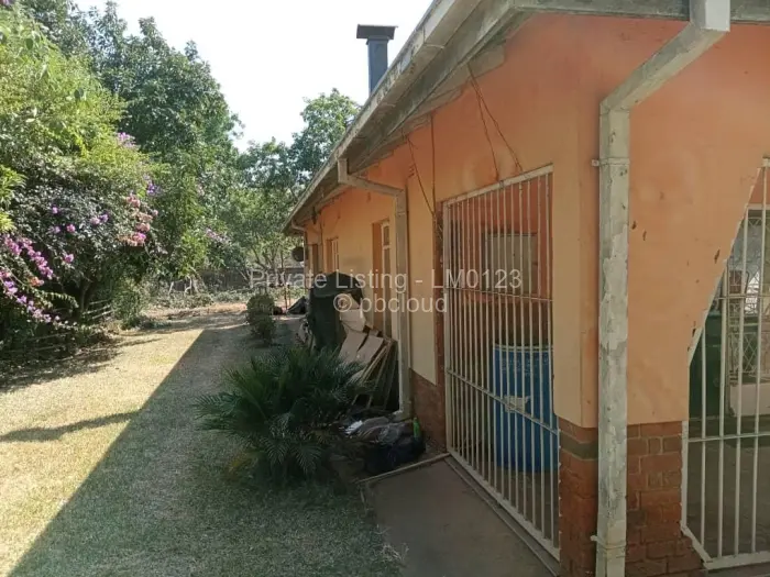 5 Bedroom House to Rent in Milton Park