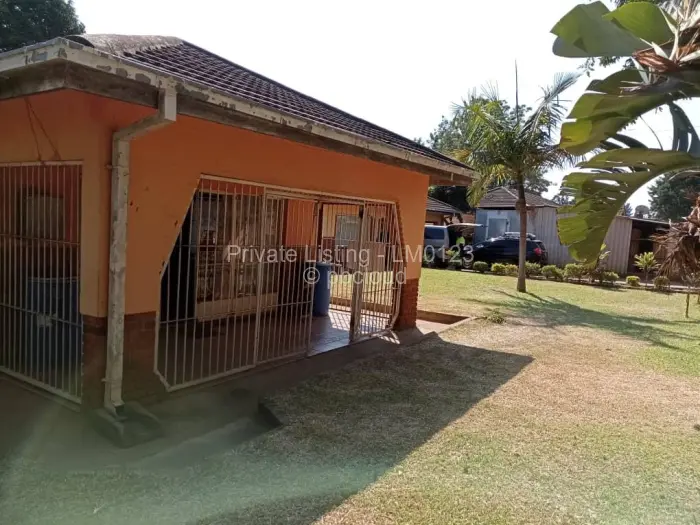 5 Bedroom House to Rent in Milton Park