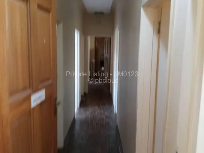 5 Bedroom House to Rent in Milton Park
