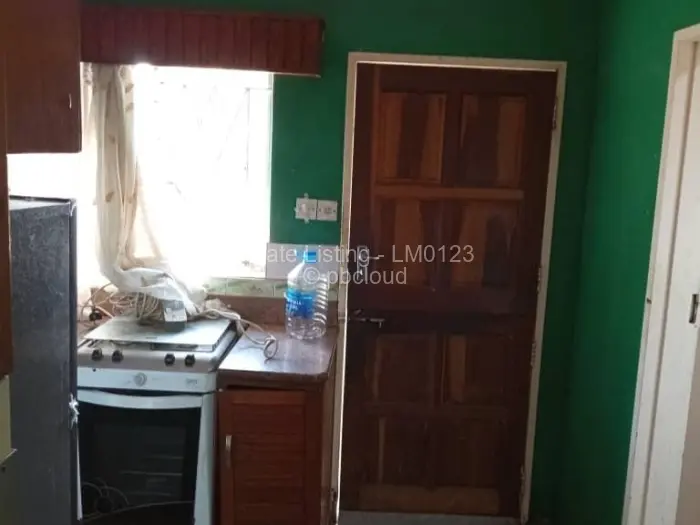 5 Bedroom House to Rent in Milton Park
