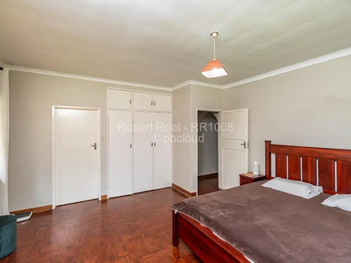 5 Bedroom House for Sale in Quinnington, Harare