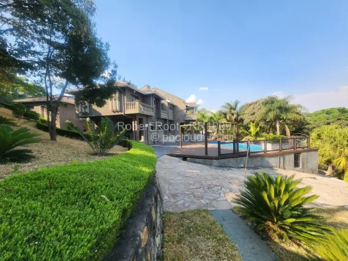 6 Bedroom House to Rent in Glen Lorne