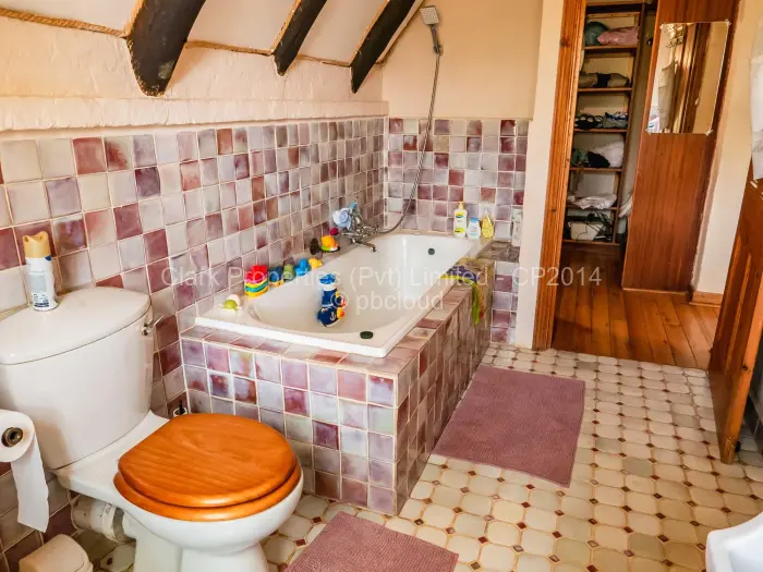 5 Bedroom House for Sale in Philadelphia, Harare