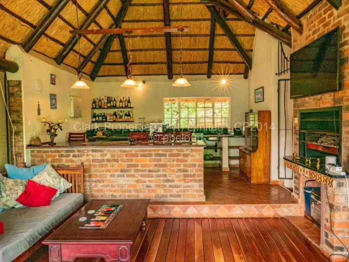 5 Bedroom House for Sale in Philadelphia, Harare