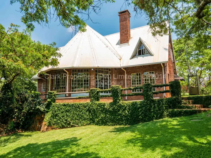 5 Bedroom House for Sale in Philadelphia, Harare