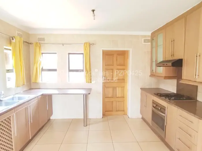 3 Bedroom Cottage/Garden Flat to Rent in Mount Pleasant Heights, Harare