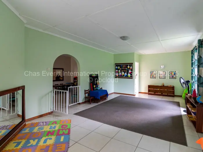 6 Bedroom House for Sale in Hillside Byo, Bulawayo