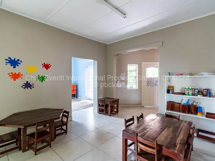 6 Bedroom House for Sale in Hillside Byo, Bulawayo