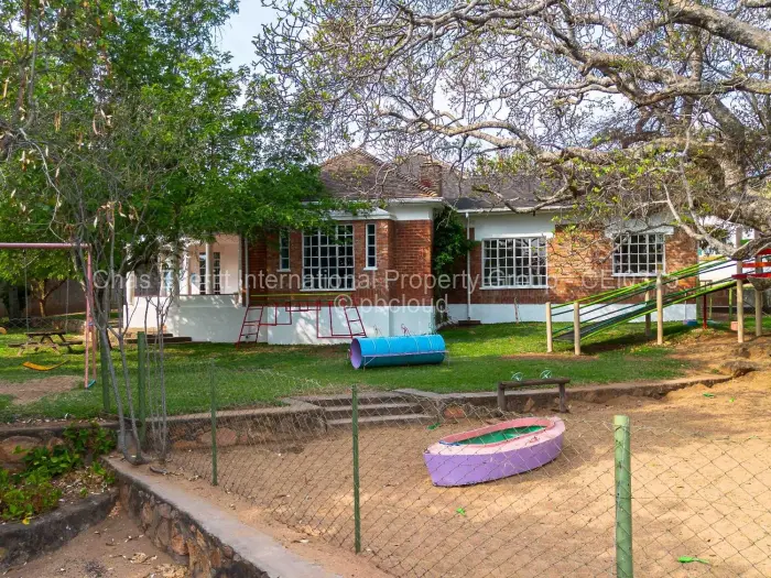 6 Bedroom House for Sale in Hillside Byo, Bulawayo