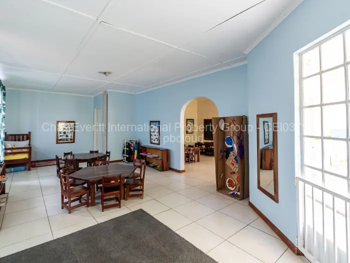 6 Bedroom House for Sale in Hillside Byo, Bulawayo