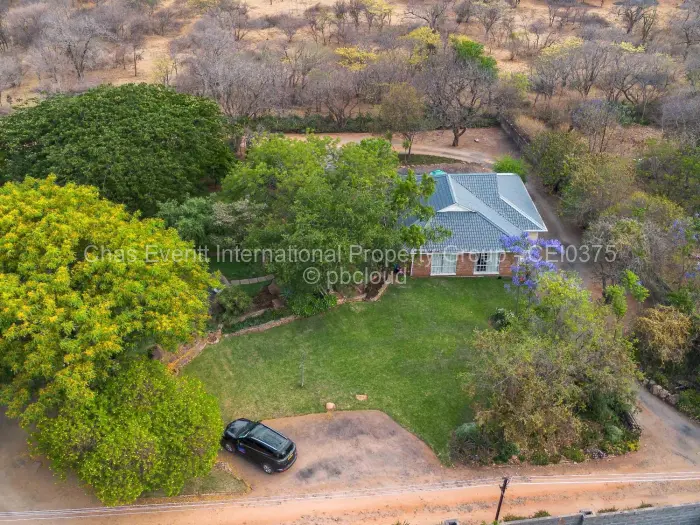 6 Bedroom House for Sale in Hillside Byo, Bulawayo