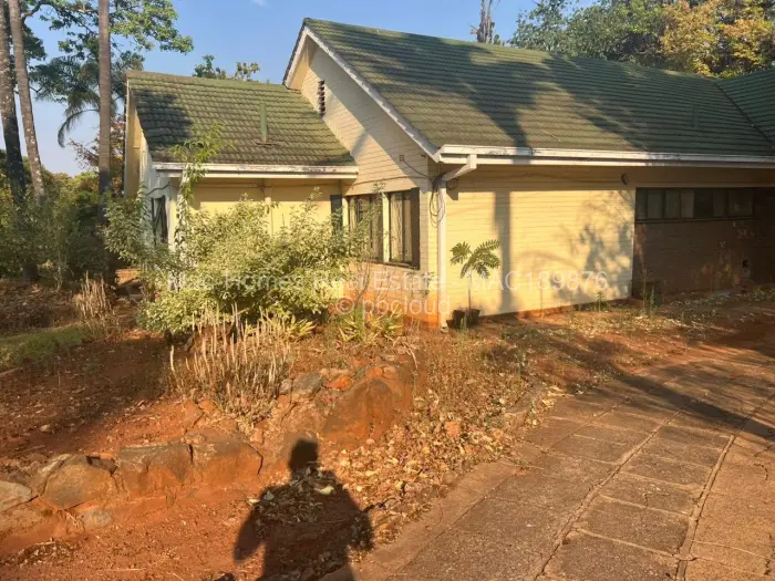 4 Bedroom House for Sale in Chisipite, Harare