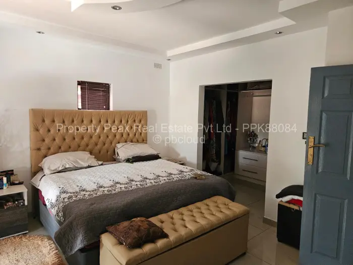 4 Bedroom House to Rent in Madokero Estates, Harare