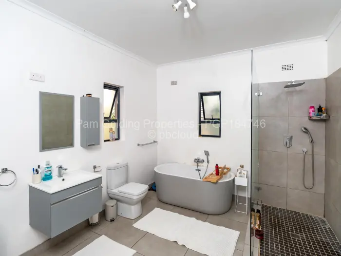 5 Bedroom House for Sale in Mandara, Harare